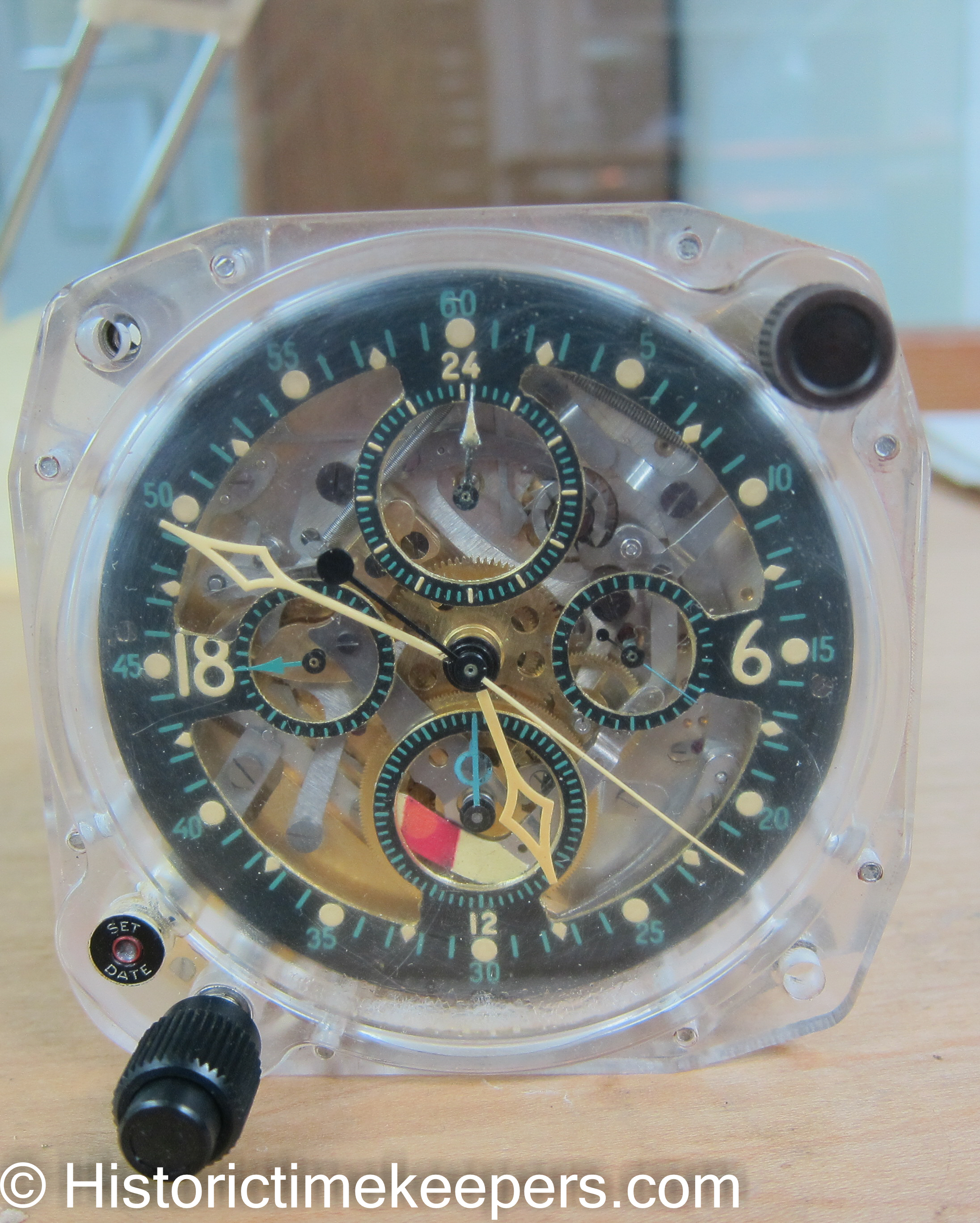 Preproduction Sample Elgin Hamilton 37500 Aircraft Clock in Original Lucite Case with Skelentonized Dail